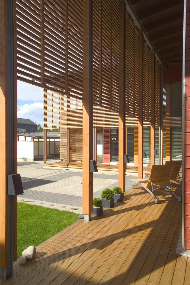 Пример применения террасной доски из термообработанной сосны