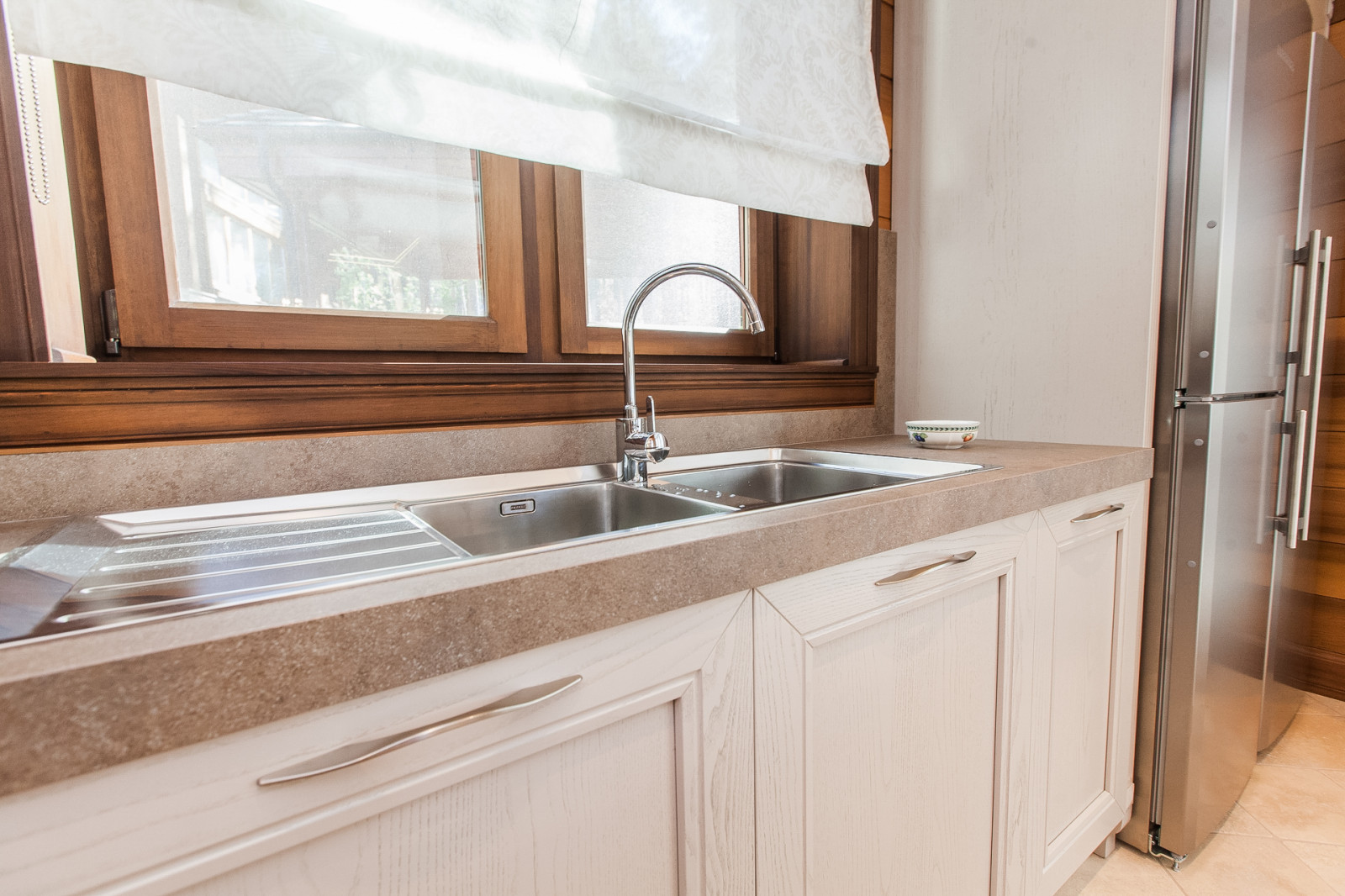 Дом на озере