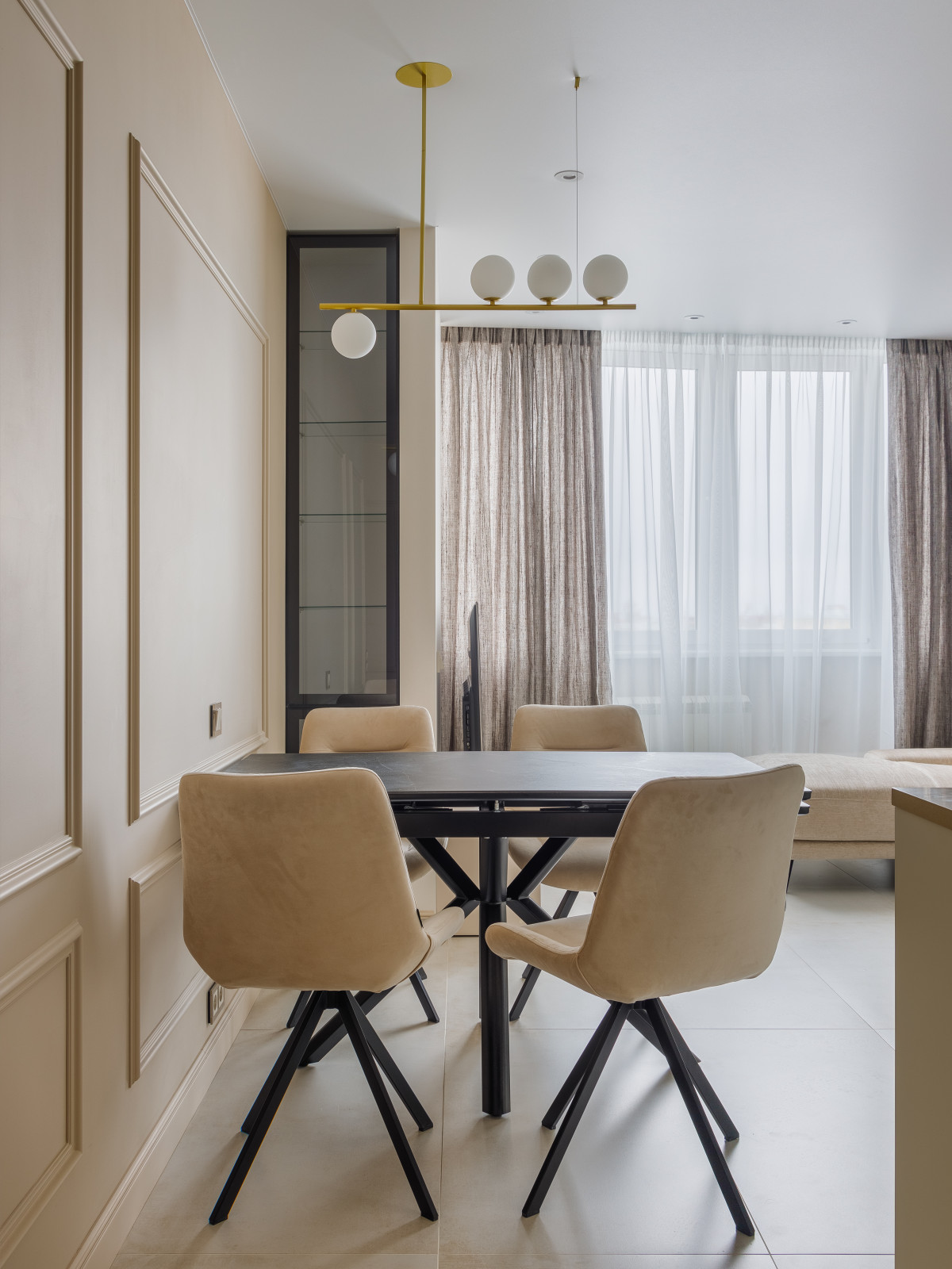 Обложка проекта: 2х-комнатная квартира в современной классике и минимализме