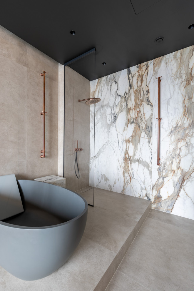 One-bedroom apartment in Skyscraper