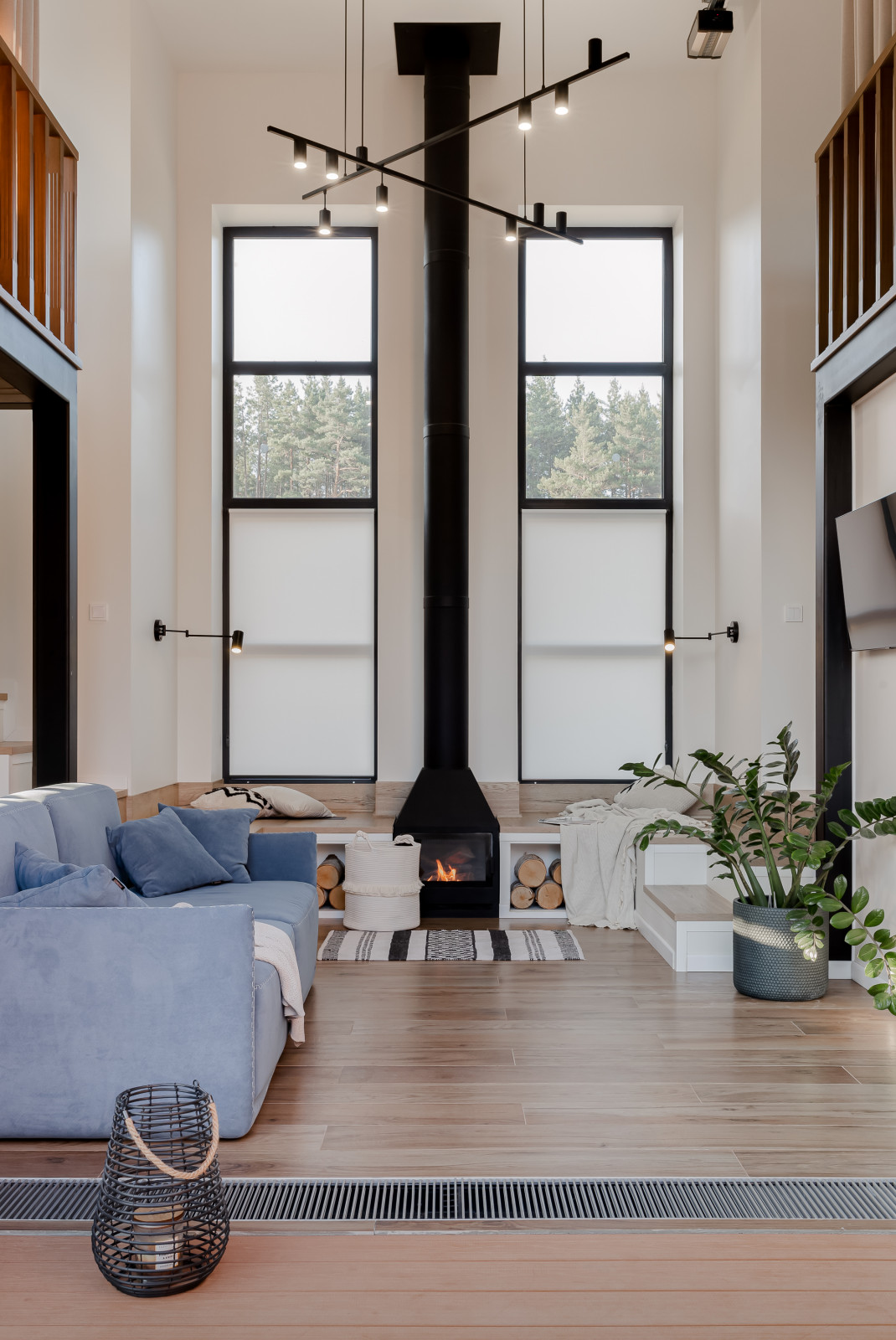 Обложка проекта: Компактный дом