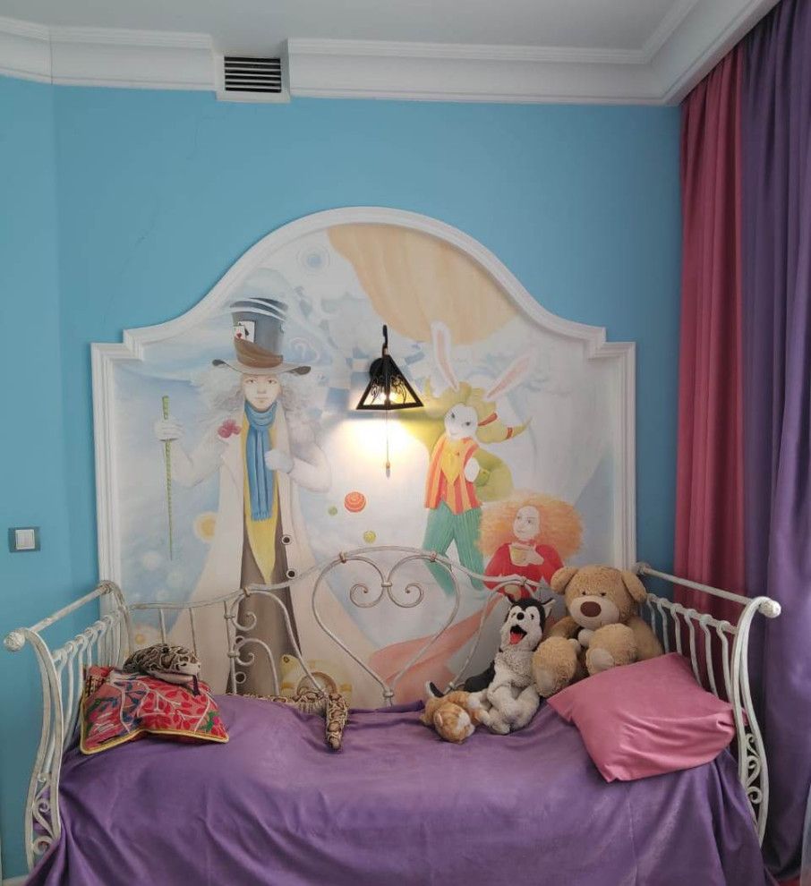 Роспись ниши "Алиса в стране чудес"