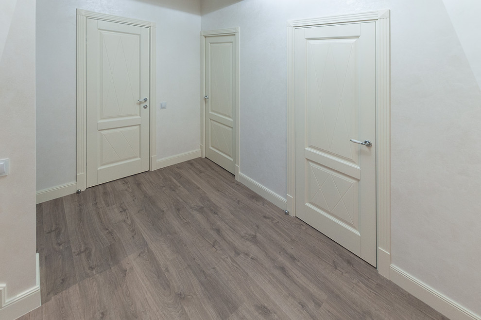 Коттедж в Заславле. Виниловые полы и ламинат