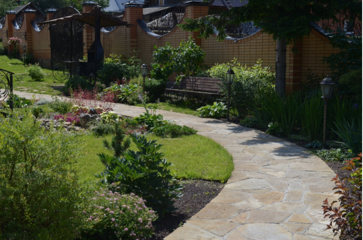 Ландшафтный дизайн участка 8,5 соток.