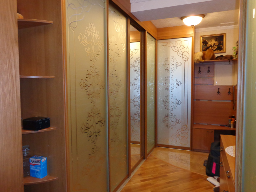 Обложка проекта: Мебель для прихожей с подборкой к интерьеру