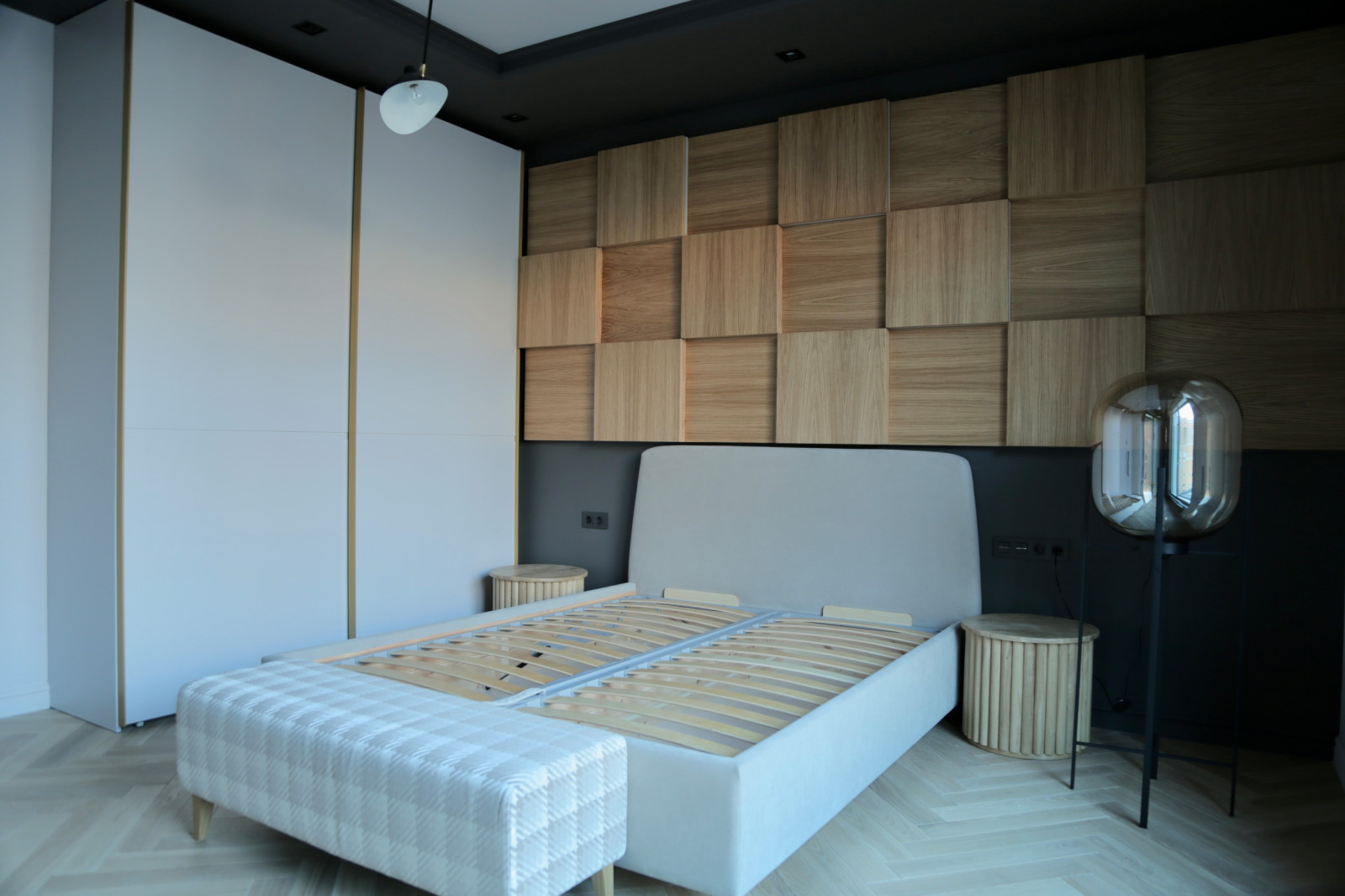 Леонтьевский мыс. Реализация