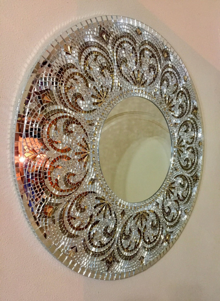 Круглое зеркало