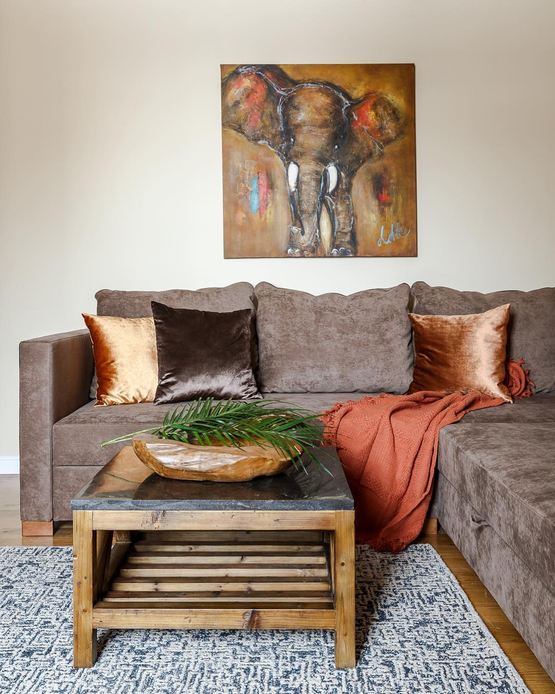 Гостиная с биокамином Planika Fire Line Electronic 990