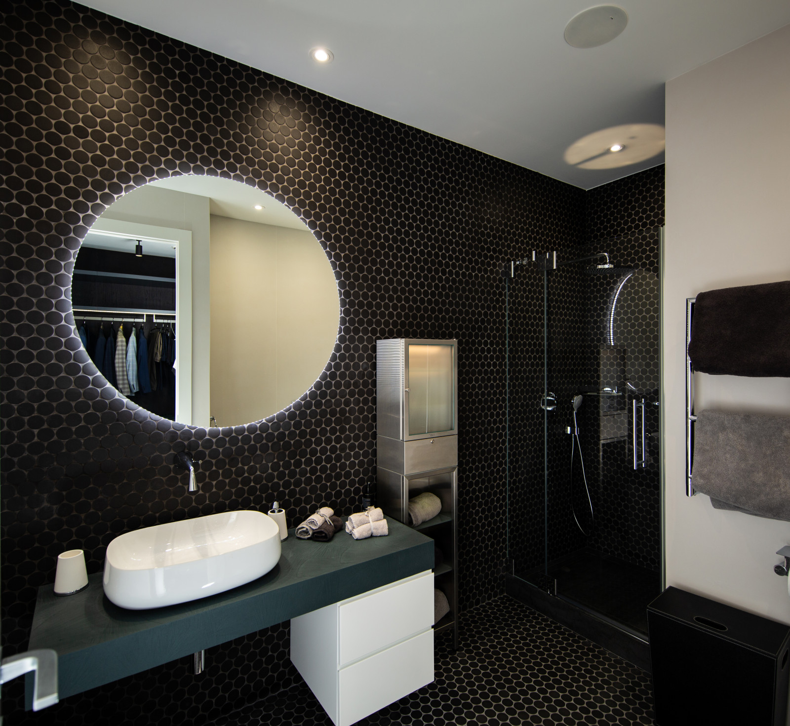 Реализация проекта в ЖК "Дом на Мосфильмовской"