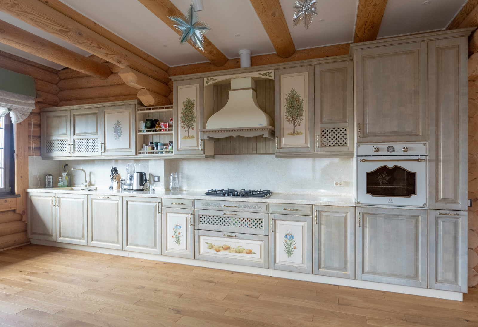 Уютный прованс для загородного дома. Кухня "Шато"