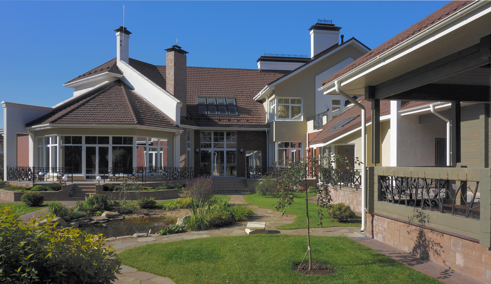 Индивидуальный жилой дом в Екатеринбурге