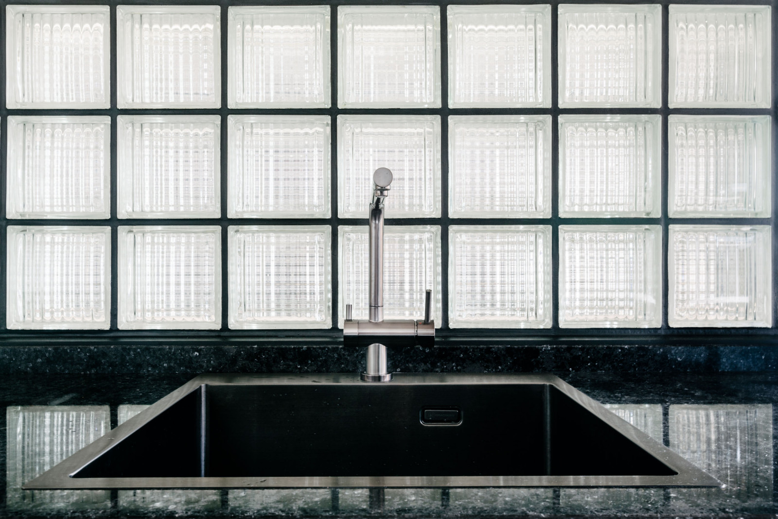 1-Ya Mashinostroyeniya Ulitsa