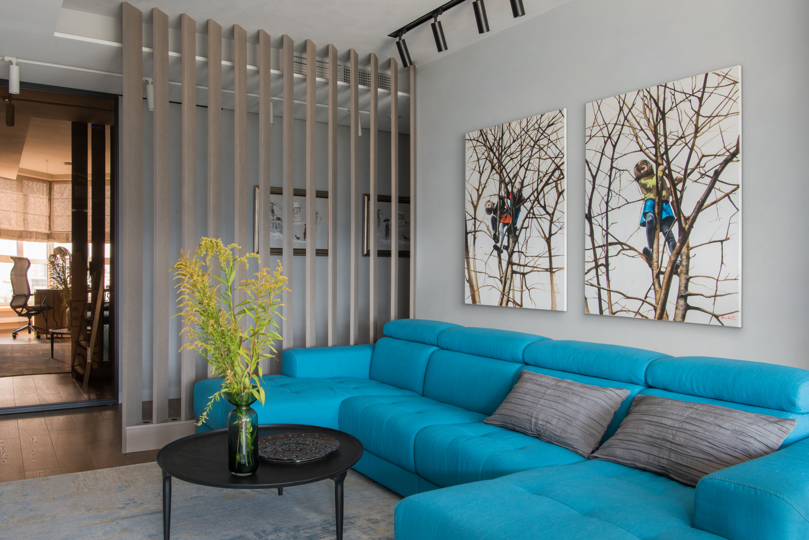 Над городом