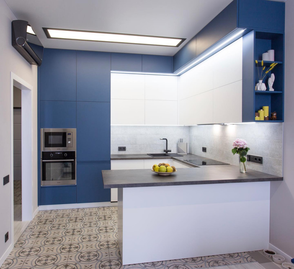 Кухня Клайд Сапфир на заказ от дизайнера