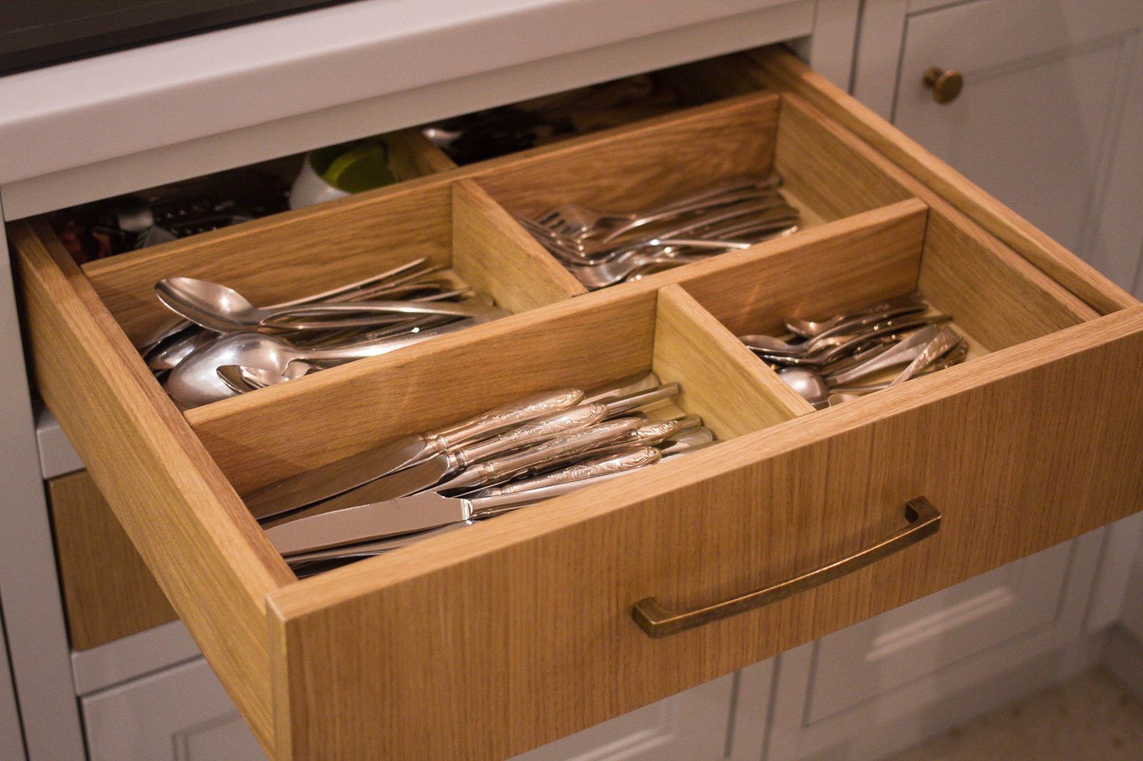 Бело-серая кухня в Москве