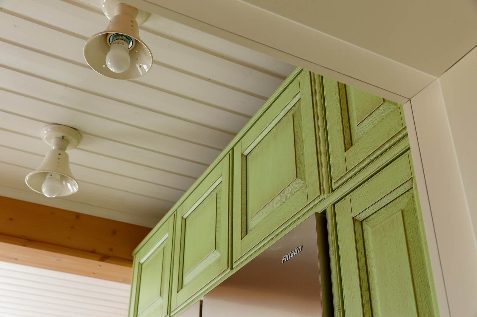 Гармоничный интерьер в традициях русского стиля.