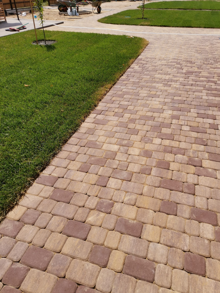 Дорожное покрытие участков от ландшафтной компании «GreenStar»