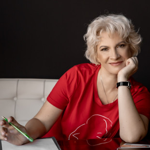 Елена Зубова