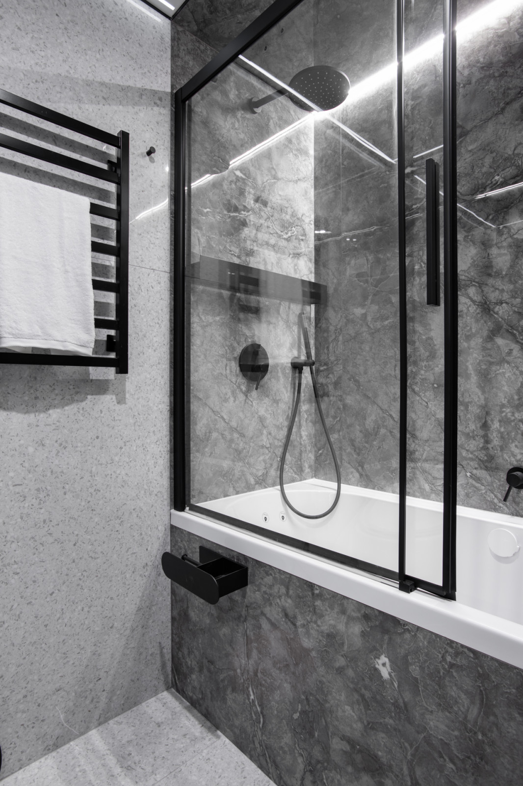 Просторная и современная квартира в ЖК Монодом для семьи с тремя детьми