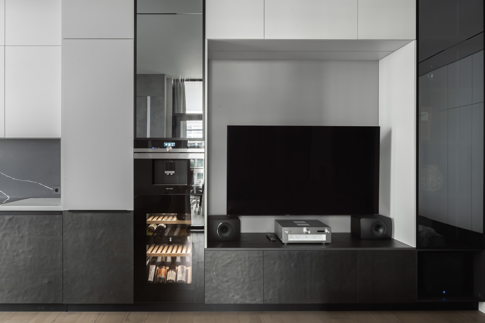 Новоясеневский