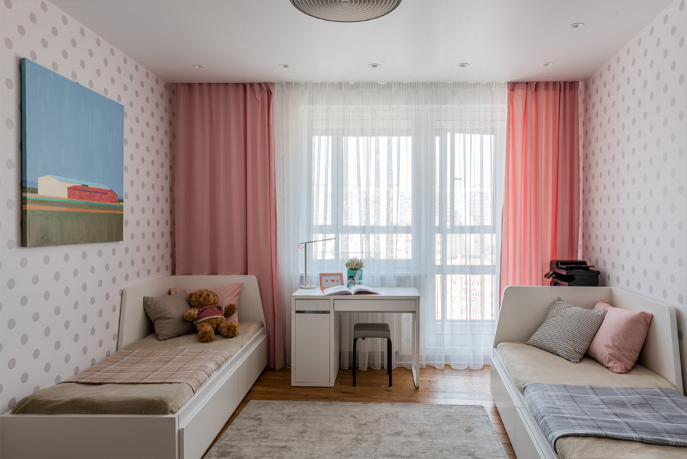 Поиск планировки: Квартира семьи дипломата из Африки [4 плана]