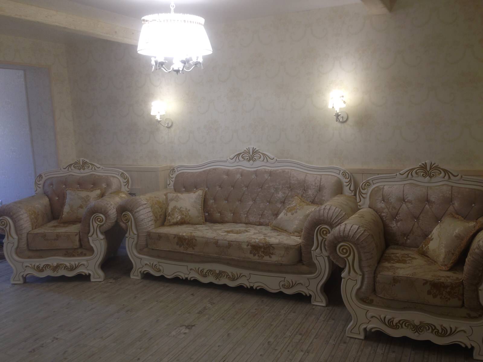 Обложка проекта: салон цветов и декора для соб МОНАМУР