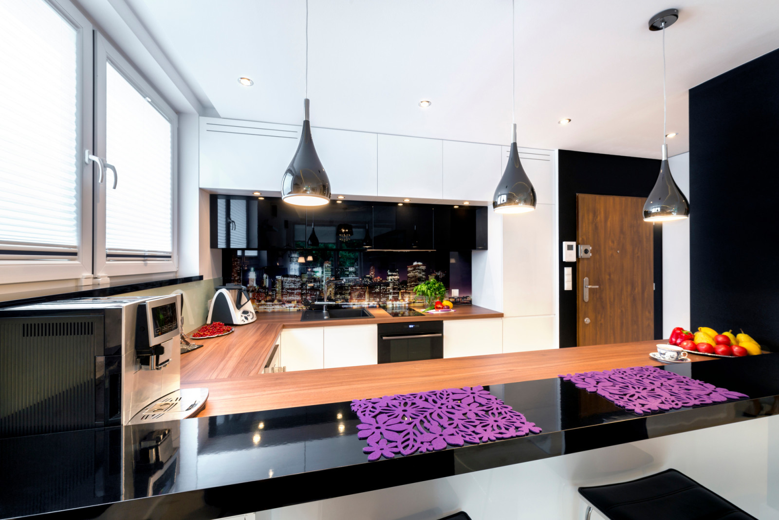 Двухкомнатная квартира в Гостиничном Проезде 62 м.