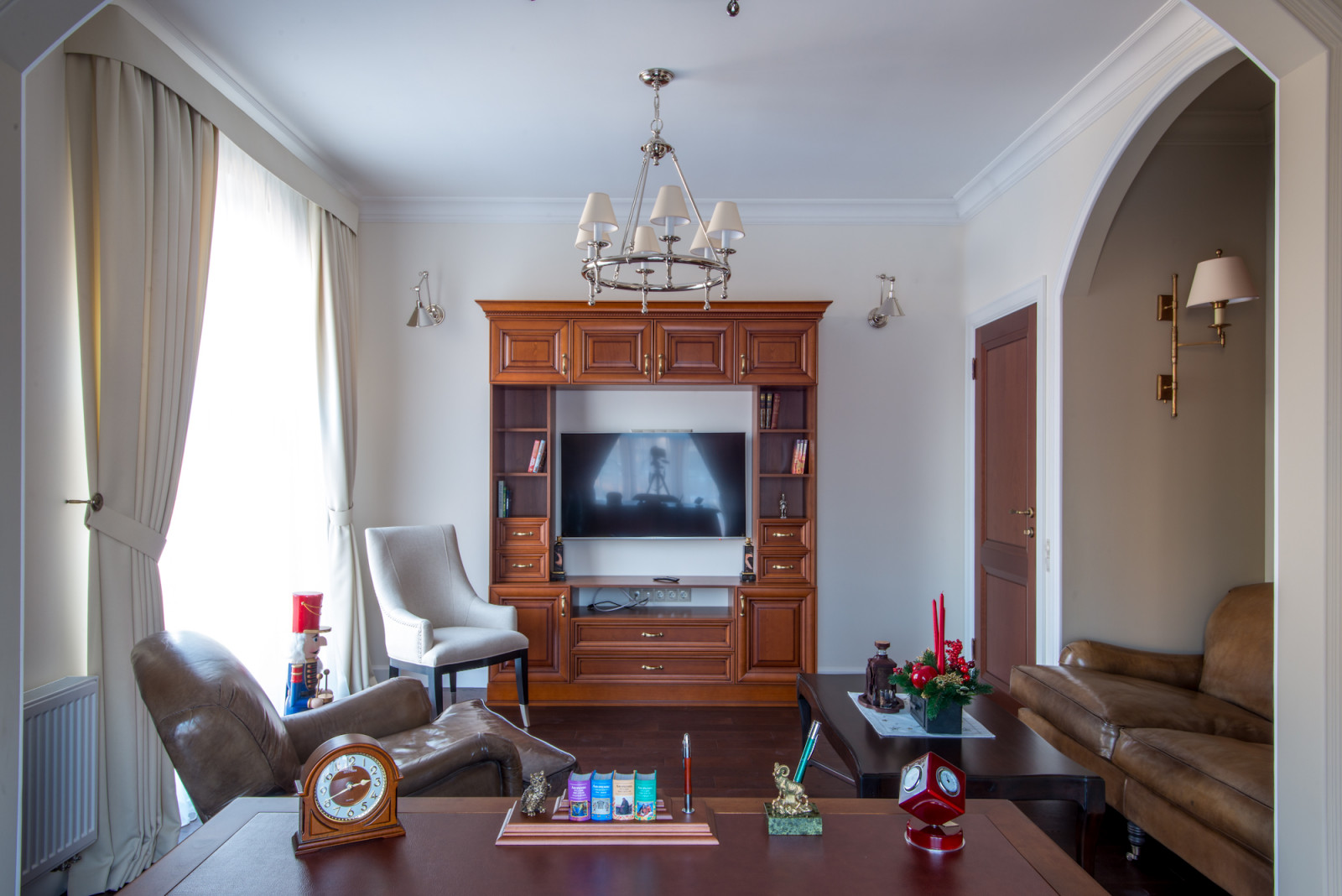 Дом в посёлке Ново-Луговая, дизайнер Аждар Атакишиев