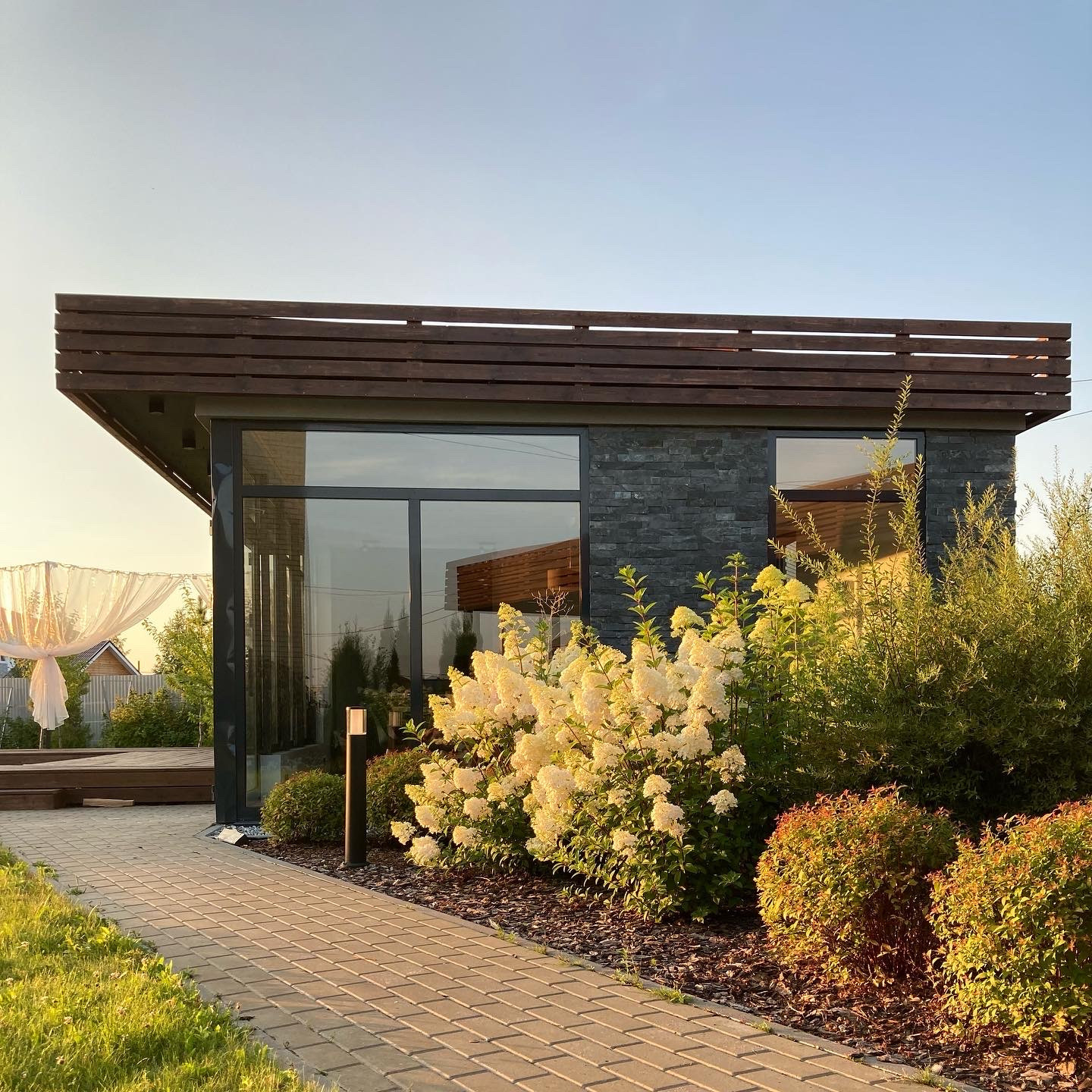 Летняя кухня друзей