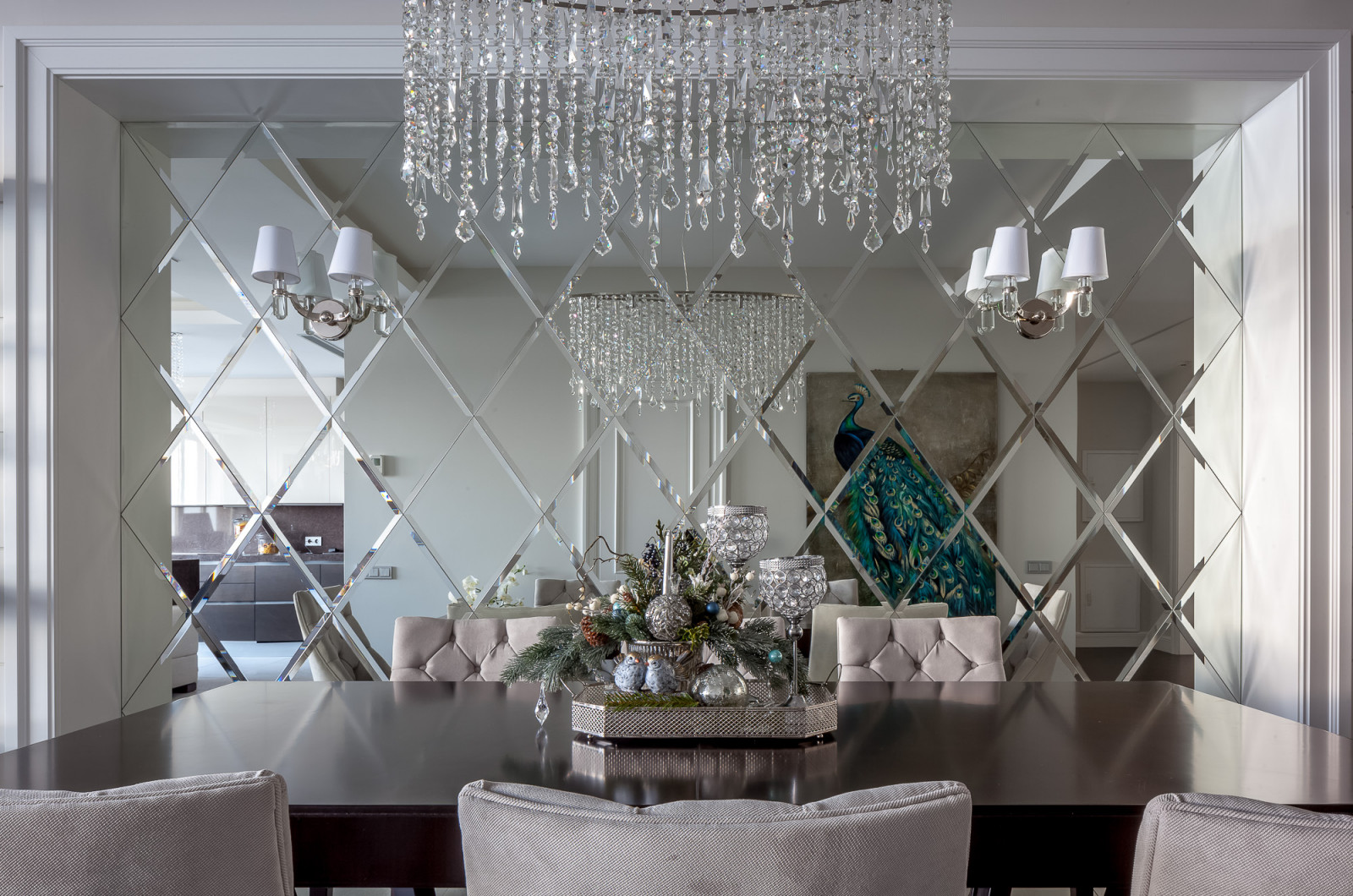 Квартира в жилом комплексе Дирижабль 150 м.кв.