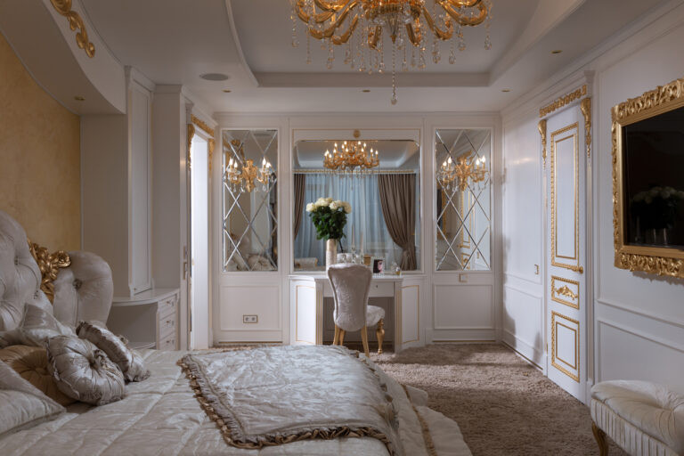 В Золотой оправе