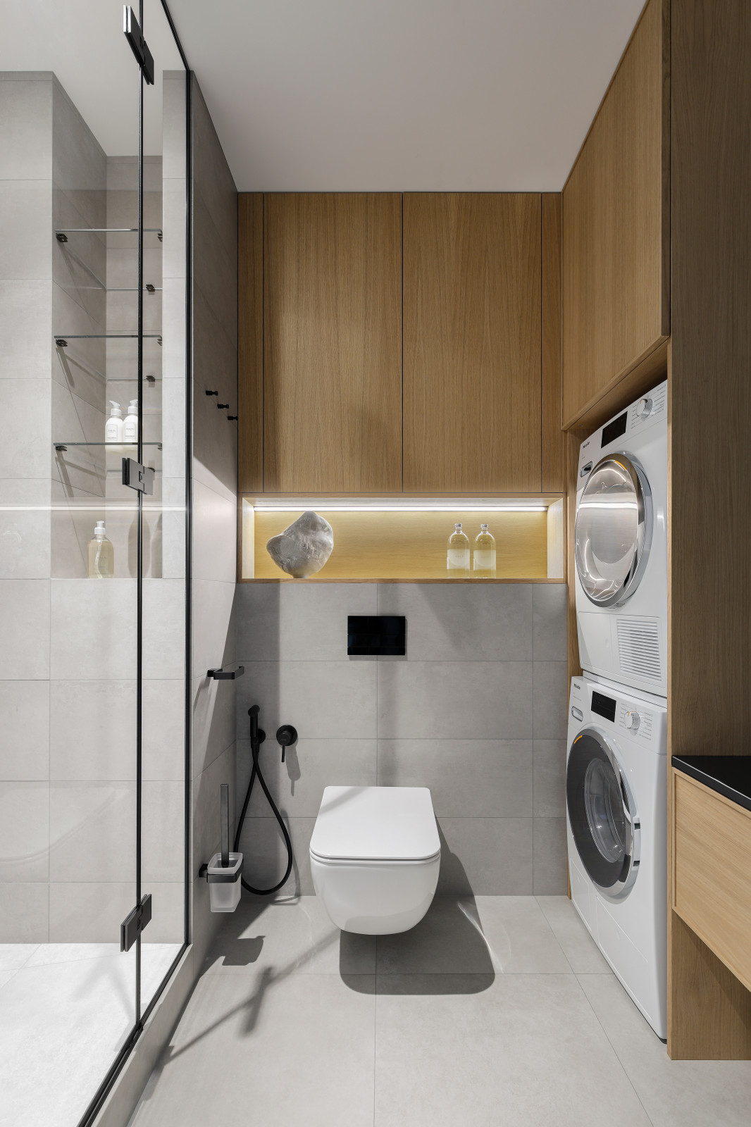 Light midecentury apartment / Квартира с легким флером midcentury