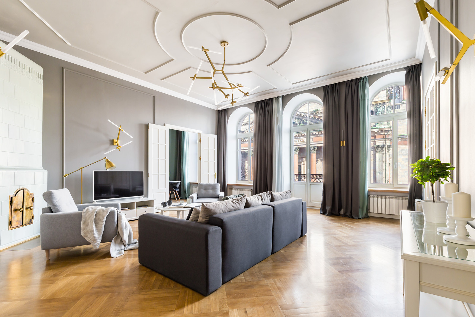 Квартира напротив Исаакиевского собора