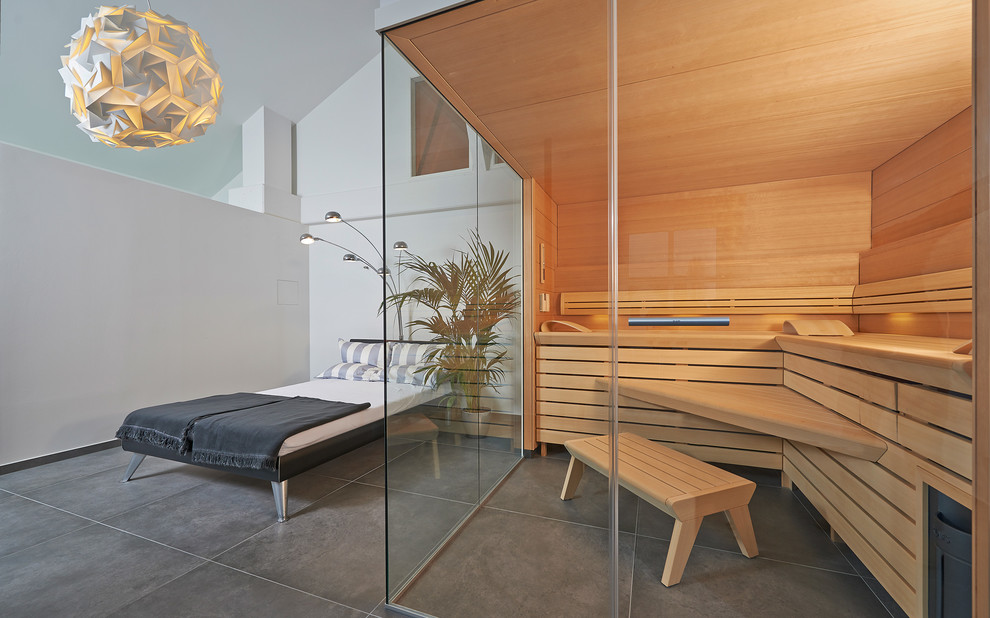 Обложка проекта: Сауна Lounge Q от KLAFS на мансарде городской виллы в Рейнланд-Пфальце.