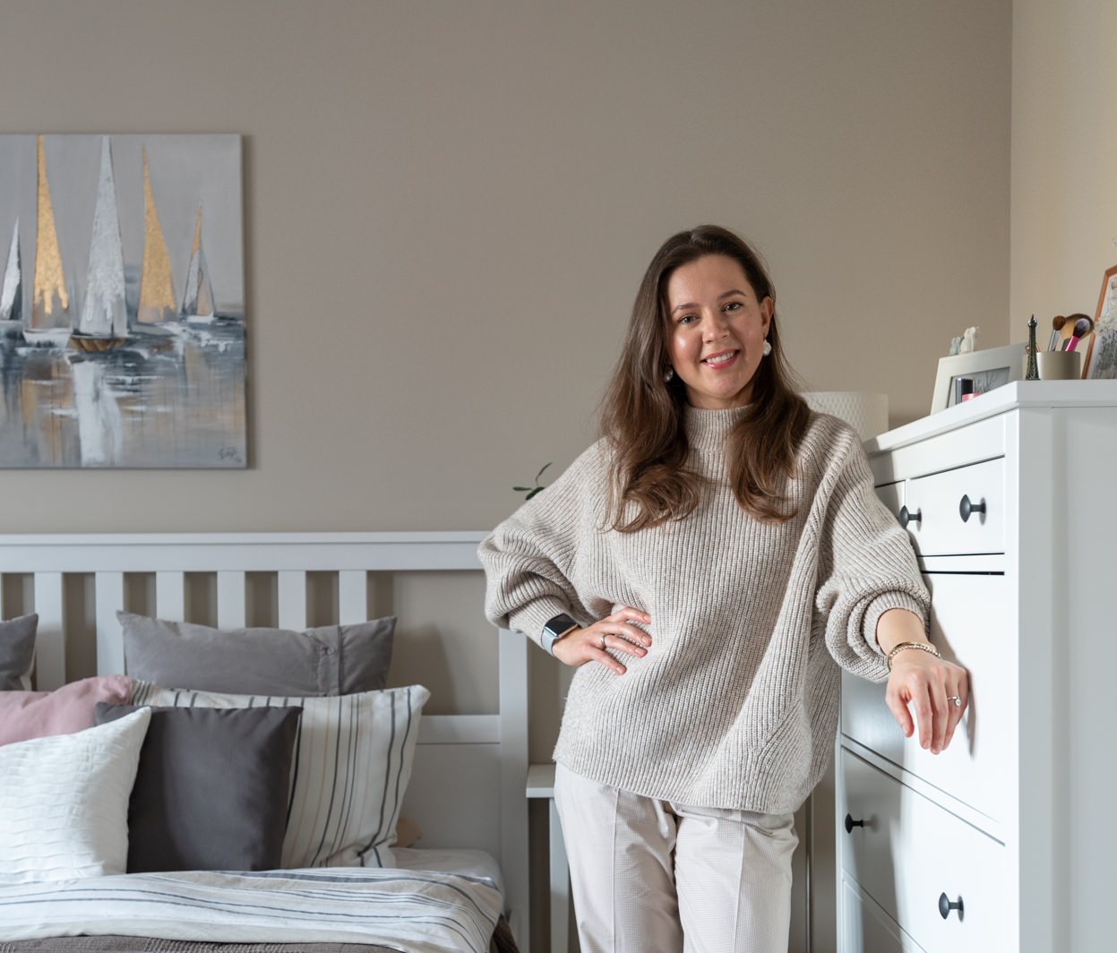 В гостях: Квартира в бежевых тонах для семьи дизайнера