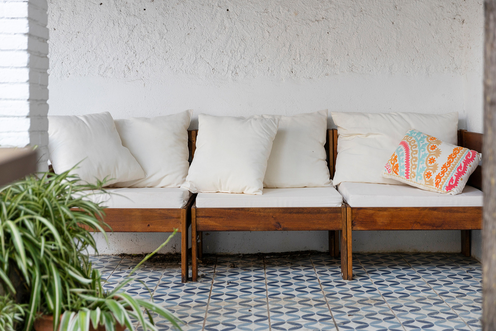 Houzz в саду: Тотальная реконструкция узкого сада