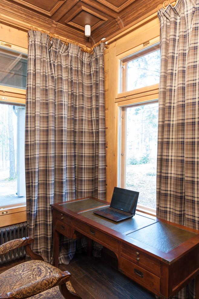 Дом у Медного озера