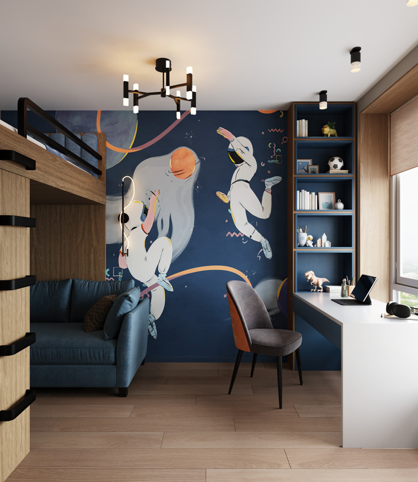 Яркая история