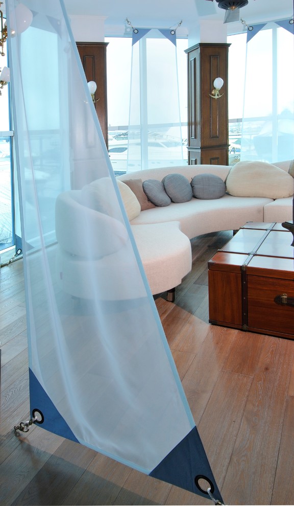 Яхт клуб "Командор"