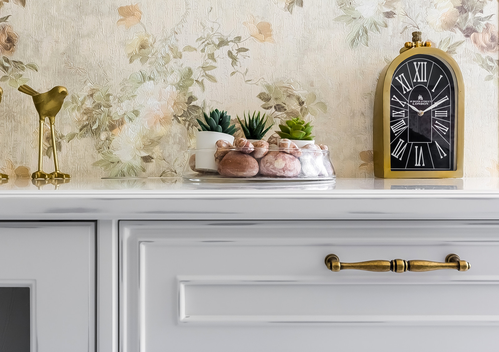 Маленькая кухня в классическом стиле