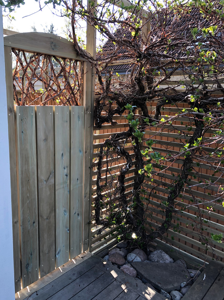 До и после: Летний душ и калитка в сад