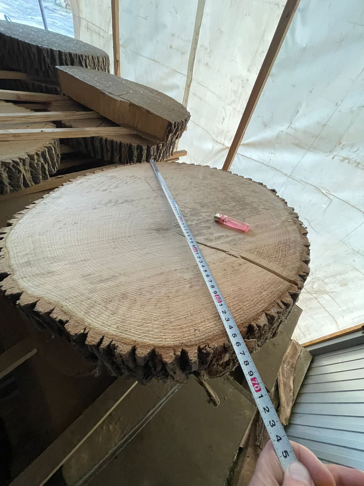 Обложка проекта: Стол из поперечного спила ясеня