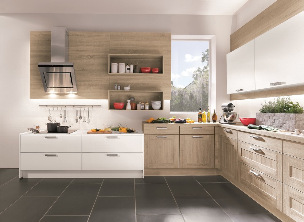 Кухня в стиле фьюжн, модели Cottage и Feel