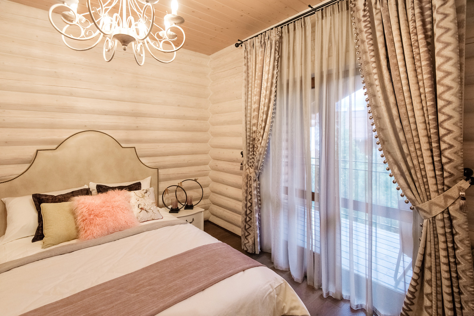 Ветвь кипариса