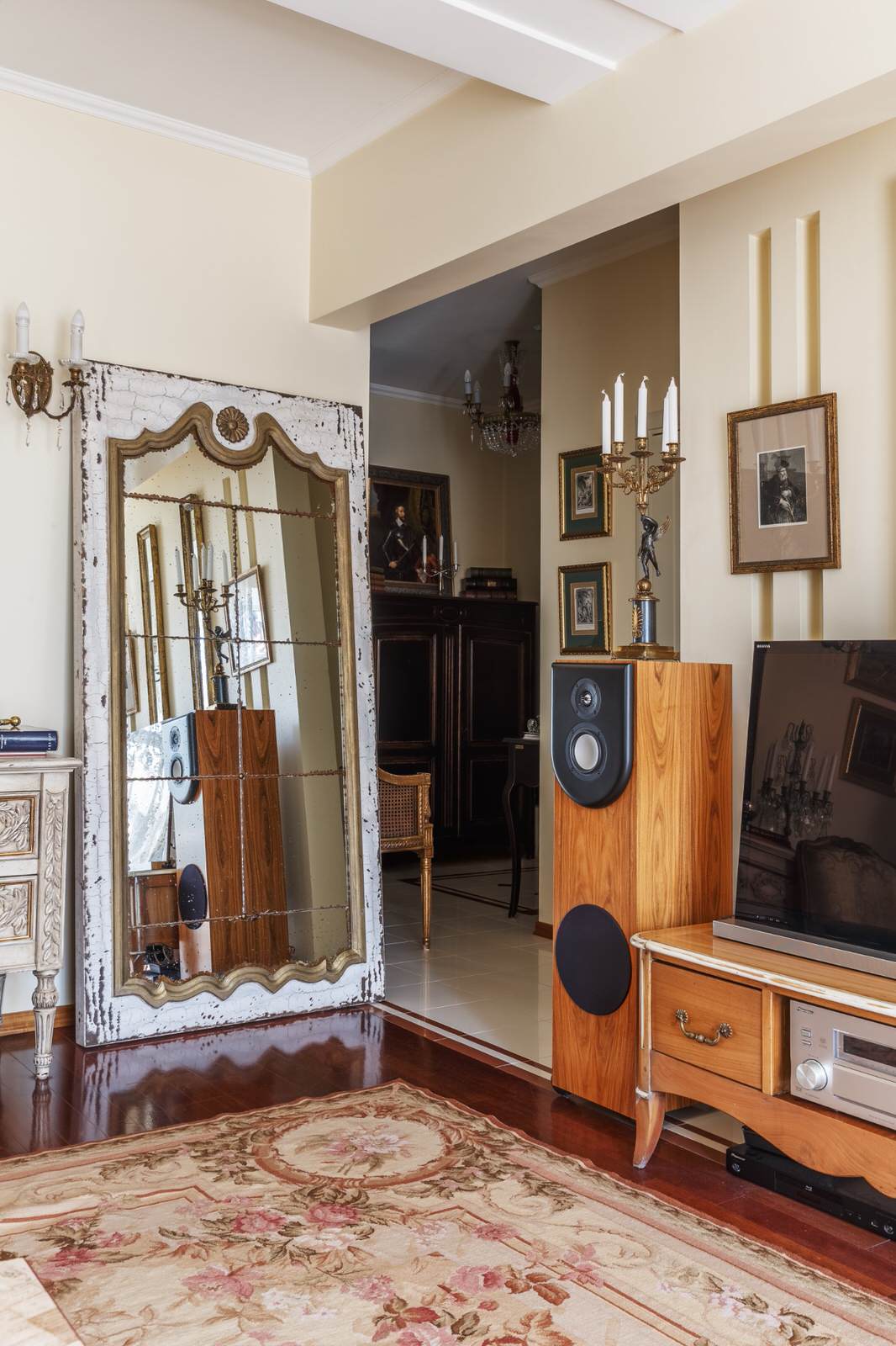 Классический интерьер