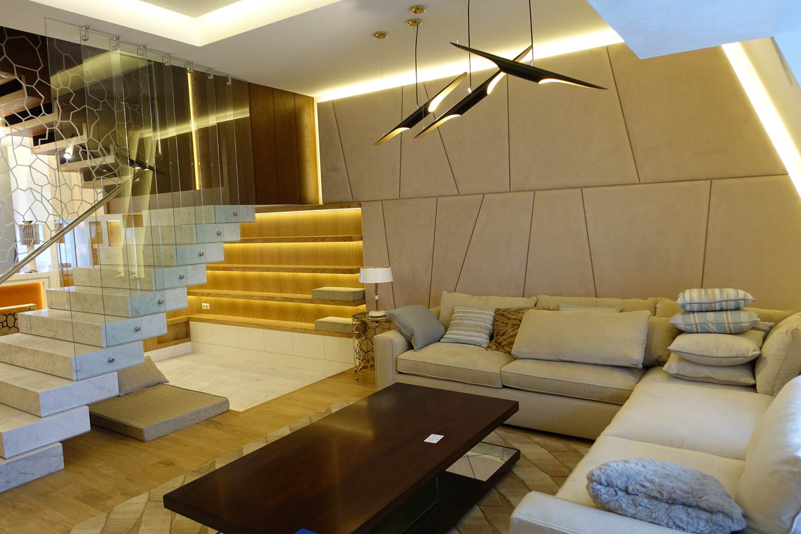 КП Довиль, КВ. 3