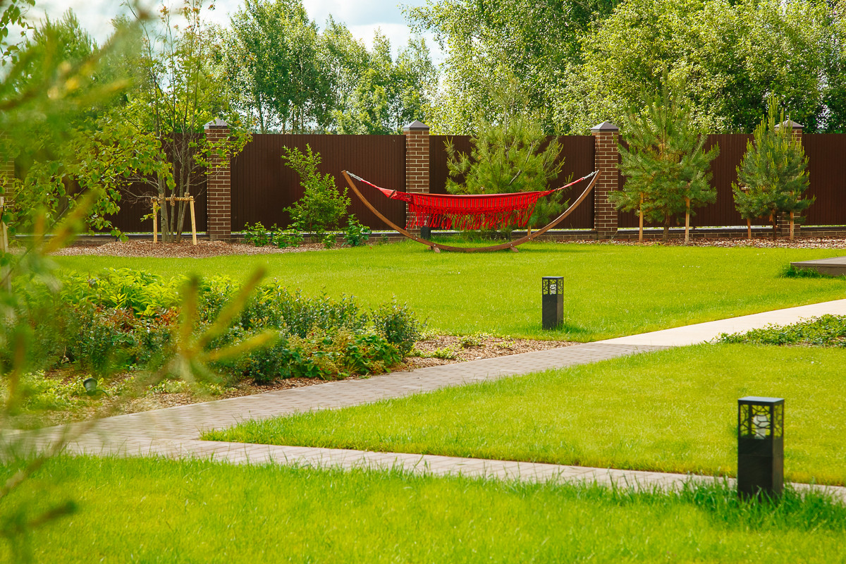 Времена года в саду "Красный октябрь"