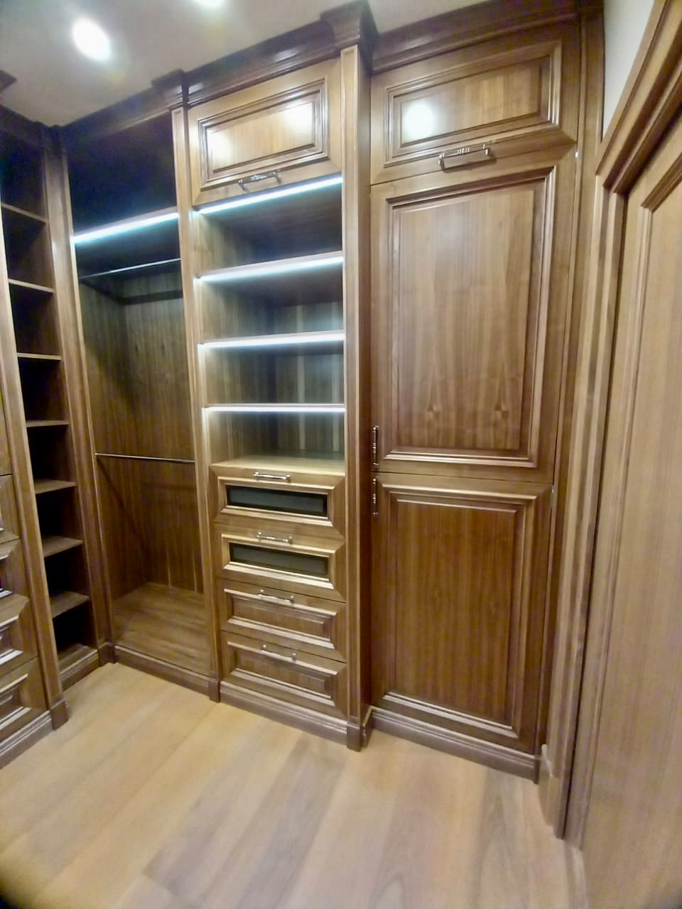 Гардеробная комната на заказ