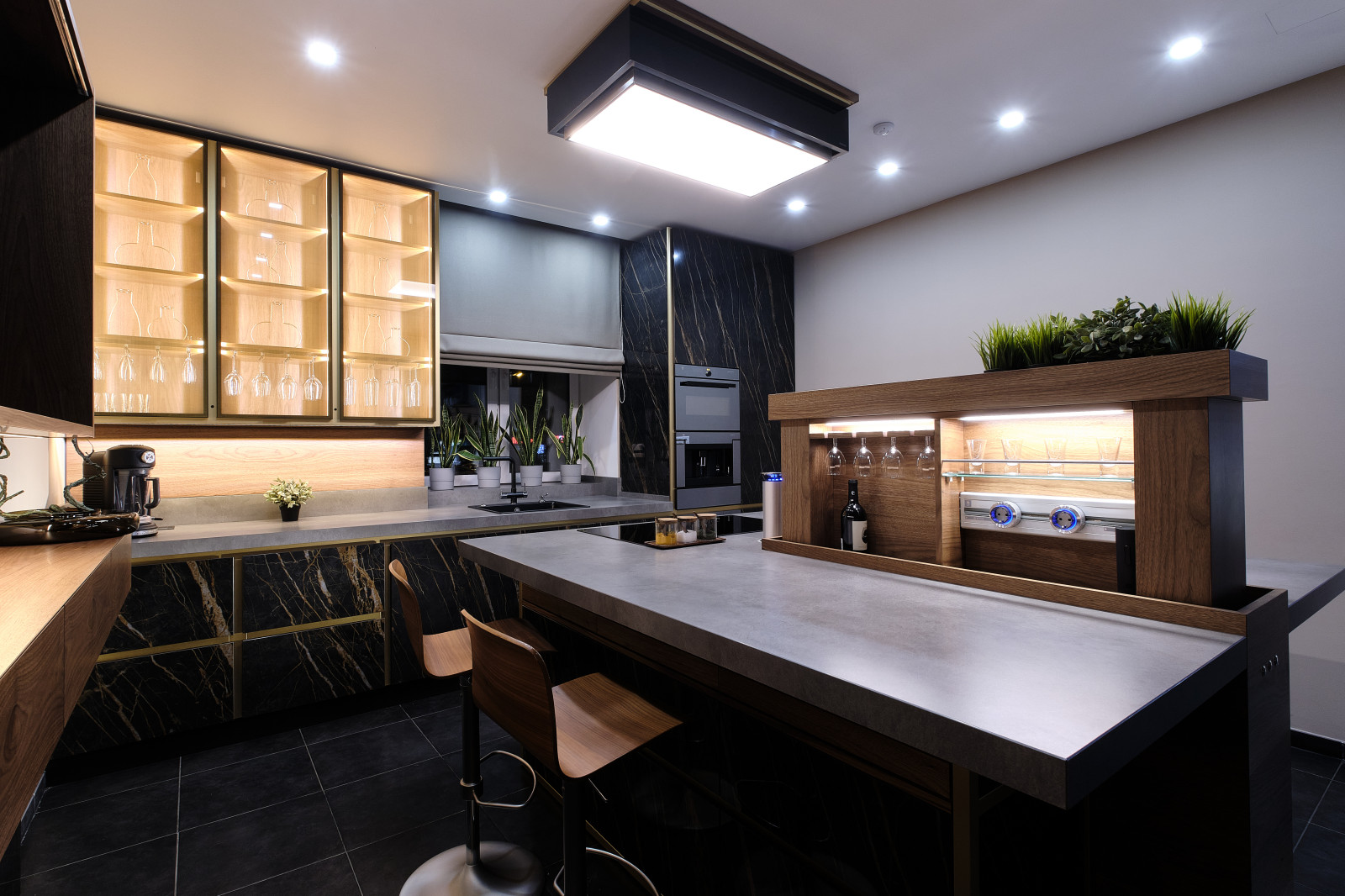 Современная кухня с керамическими фасадами