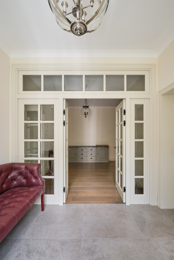 Кантри Ral 1013 в интерьере дома